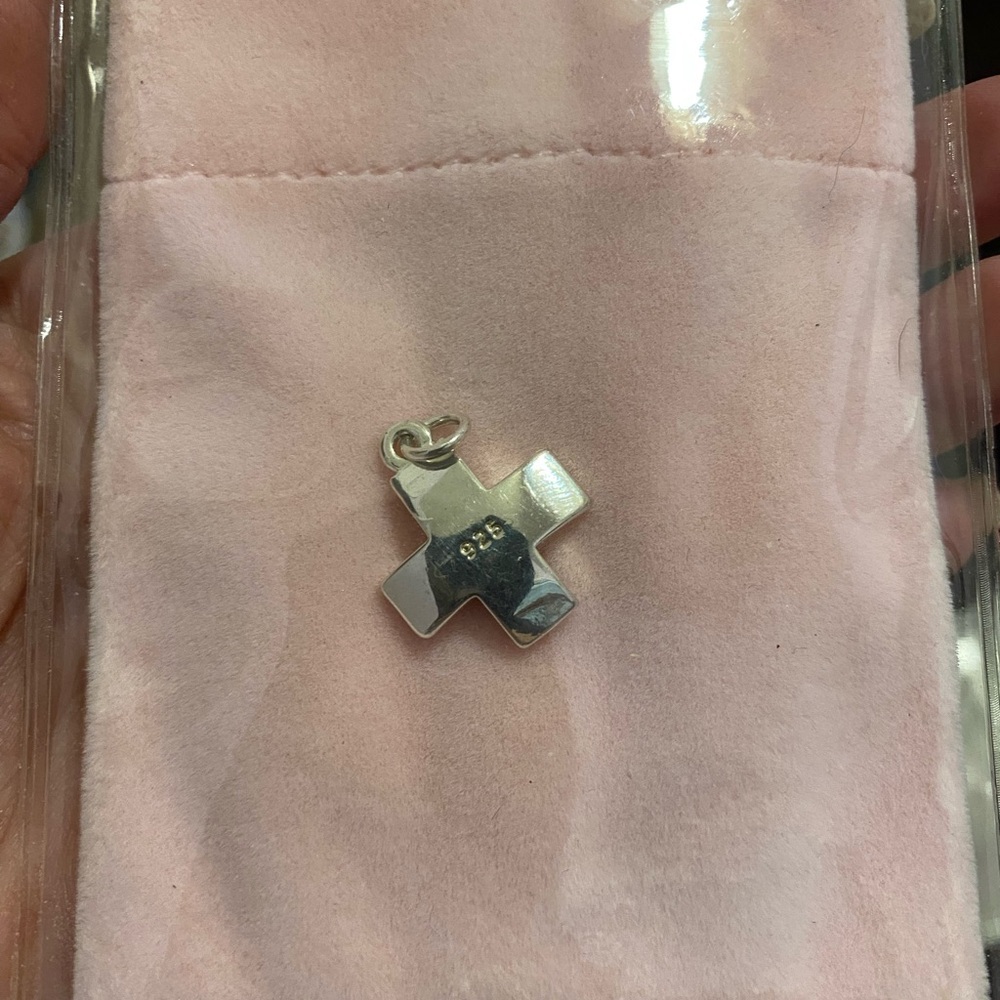 .925 Silver Cross Pendant - Picture 4 of 4